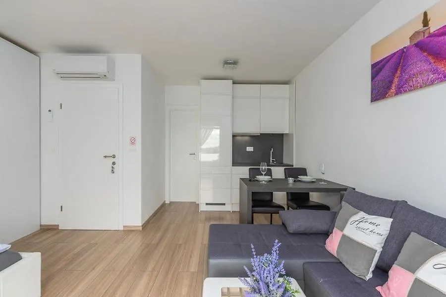 Studio Apartman Mandy Bužinija