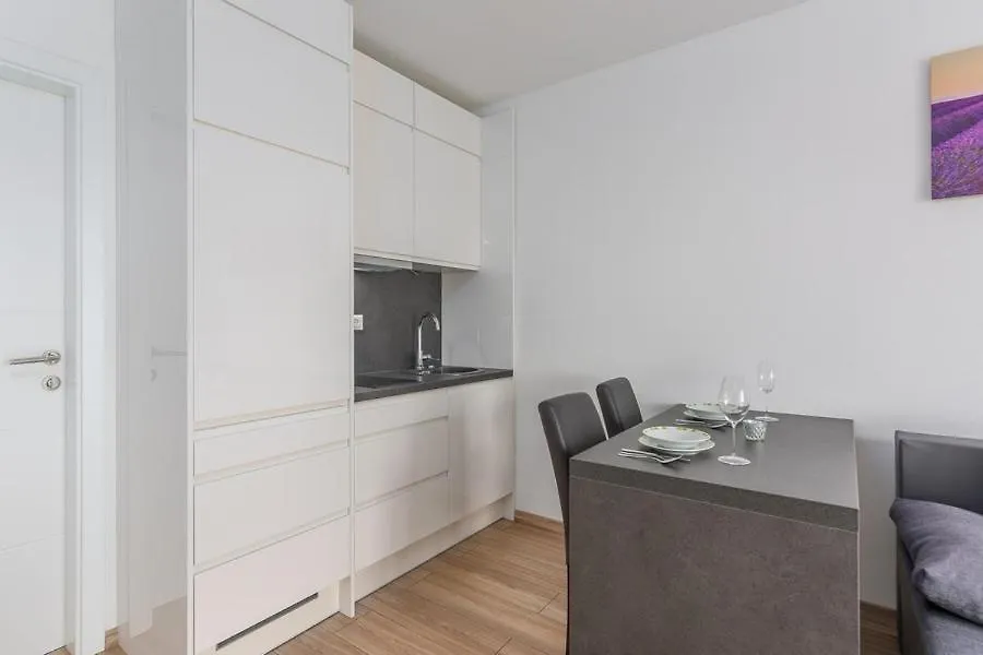 Studio Apartman Mandy Bužinija