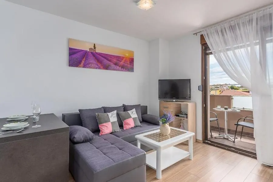 Studio Apartman Mandy Bužinija 0*,  كرواتيا