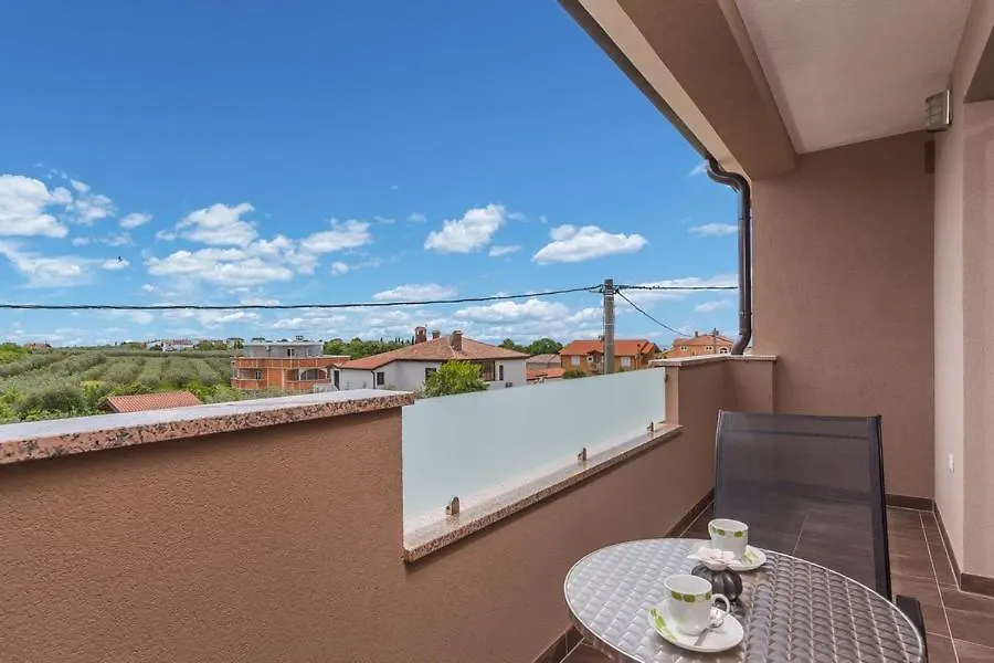 Studio Apartman Mandy Bužinija شقة