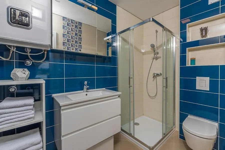 Apartment Studio Apartman Mandy Buzinija